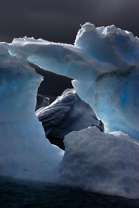 Blue Iceberg, Cuverville Island 2004